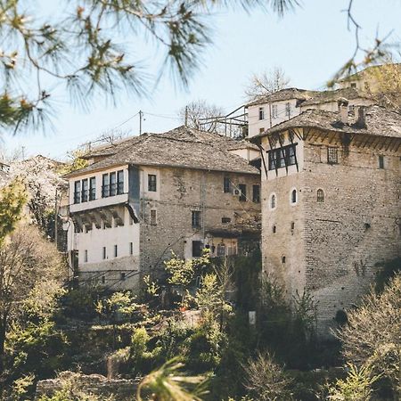 Готель Braja House Гірокастра Екстер'єр фото